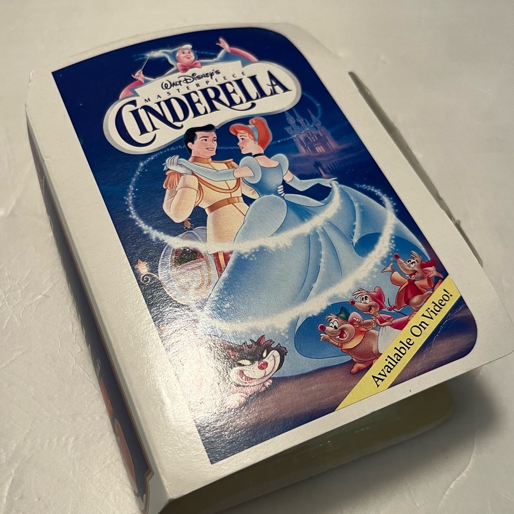 1995 McDonald's Disney Masterpiece Cinderella VHS box and figure set